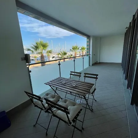 Apartment San Lorenzo Marina San Lorenzo al Mare